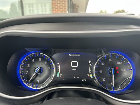 New 2026 Chrysler Voyager LX FWD image 16