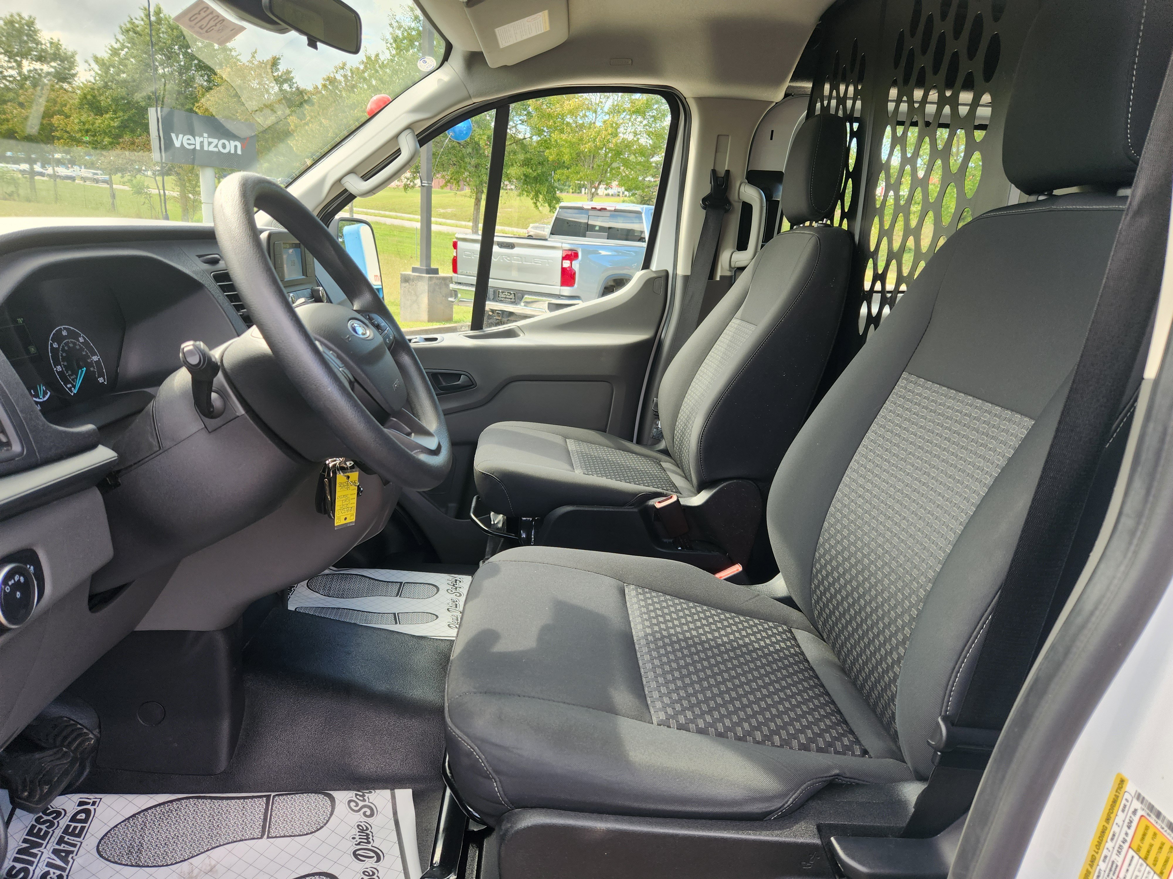Used 2025 Ford Transit 250 Low Roof w/ Exterior Upgrade Package RWD image 15