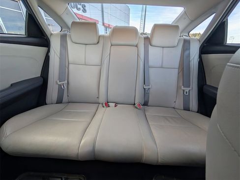 Used 2013 Toyota Avalon XLE image 24
