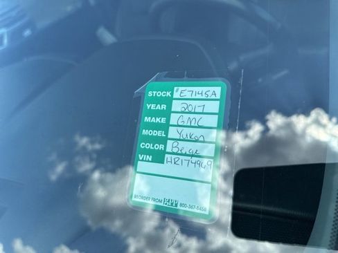 Used 2017 GMC Yukon SLT image 16