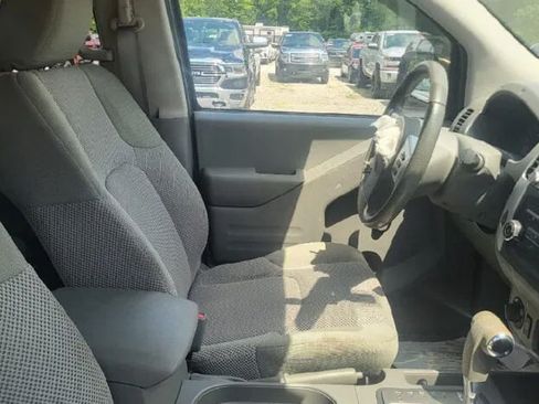 Used 2019 Nissan Frontier S AWD/4WD image 5
