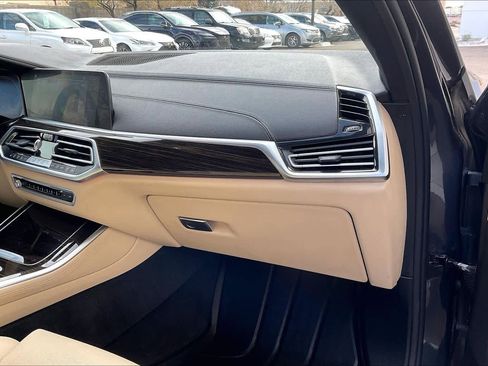 Used 2019 BMW X5 xDrive40i w/ Premium Package 2 image 18