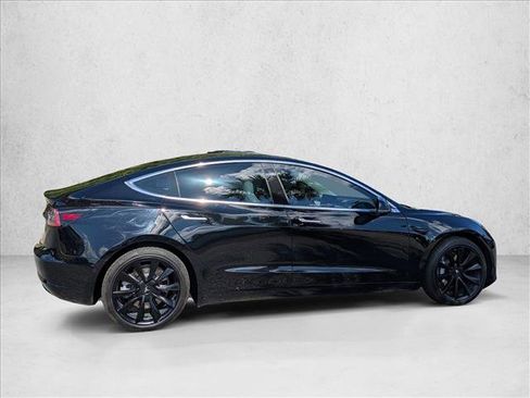 Used 2020 Tesla Model 3 Long Range AWD/4WD image 4