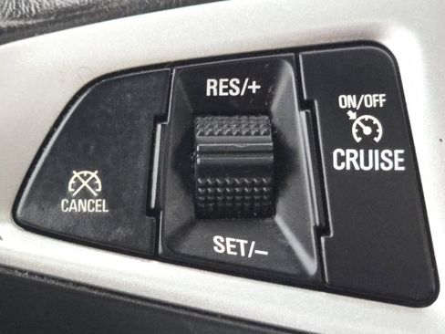 Used 2015 Chevrolet Equinox LT w/ Driver Convenience Package image 30