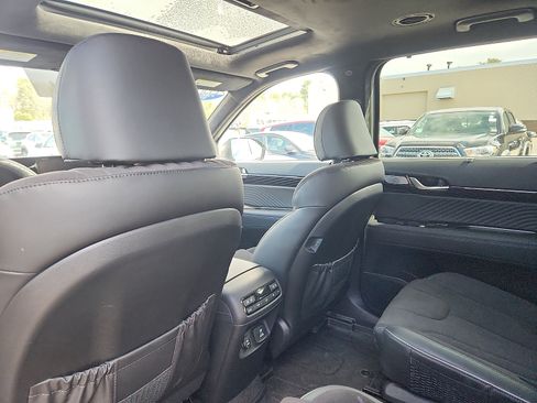 Used 2025 Hyundai Palisade Calligraphy AWD/4WD image 25