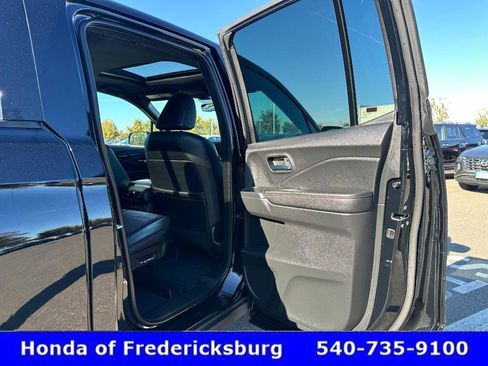 Certified 2025 Honda Ridgeline Black Edition image 26