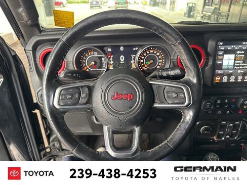 Used 2018 Jeep Wrangler Unlimited Sahara w/ Quick Order Package 24M Moab image 19