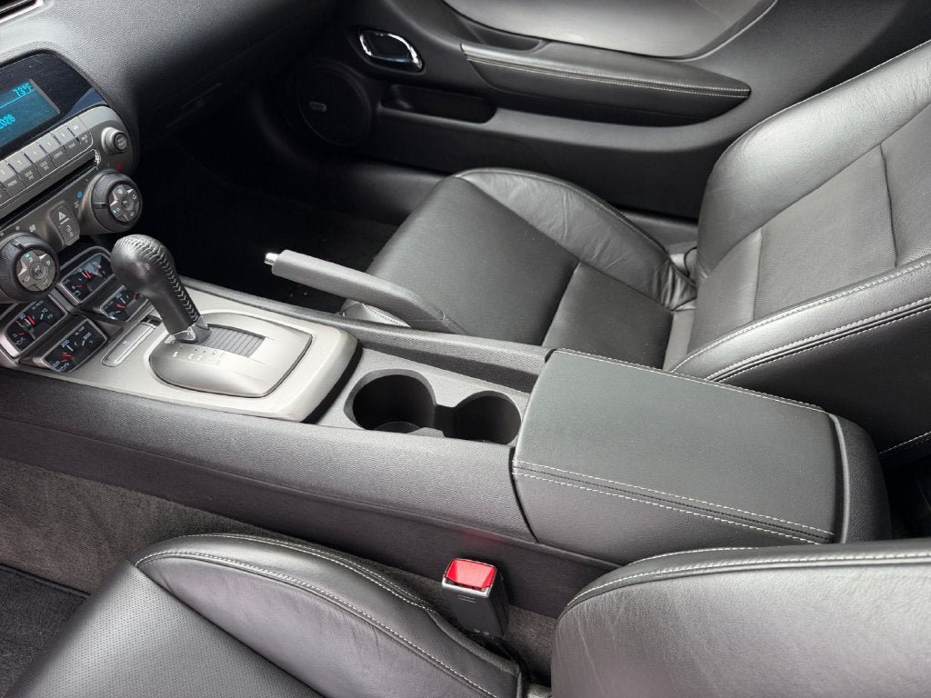 Used 2010 Chevrolet Camaro SS w/ RS Package RWD image 18