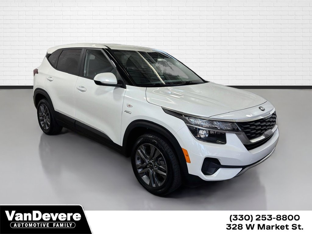 Used 2021 Kia Seltos LX AWD/4WD image 1