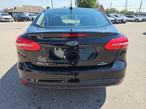 Used 2016 Ford Focus SE FWD image 6