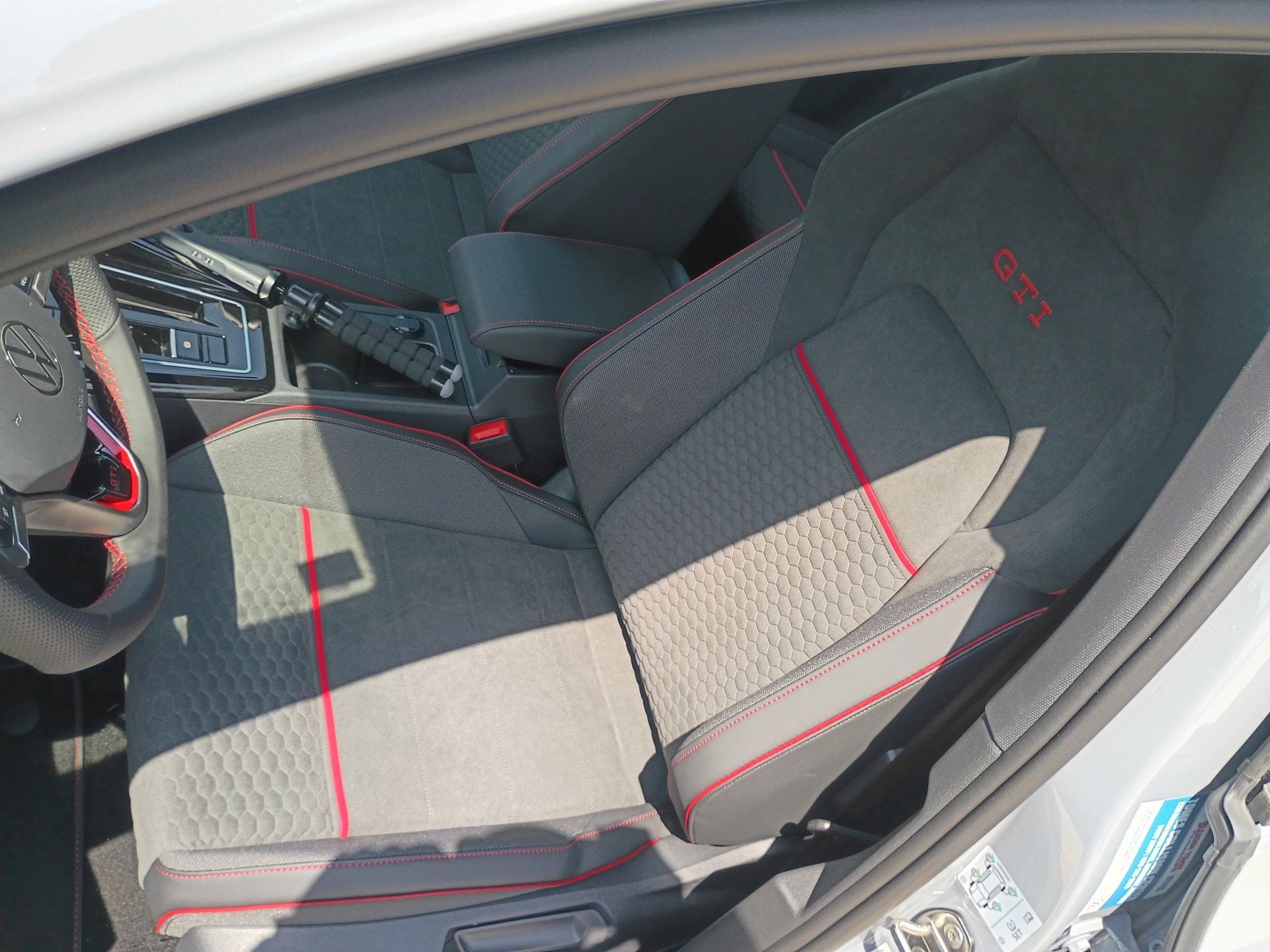 New 2026 Volkswagen GTI SE FWD image 14