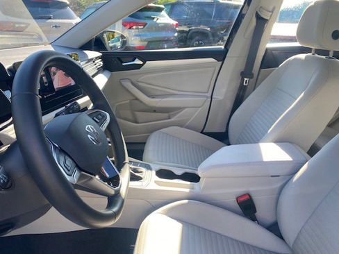 Used 2025 Volkswagen Jetta S image 11