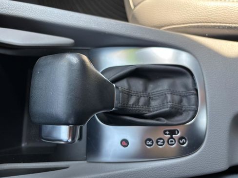 Used 2009 Volkswagen Jetta SE image 15