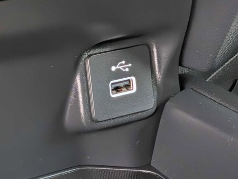 Used 2023 Honda HR-V LX image 23