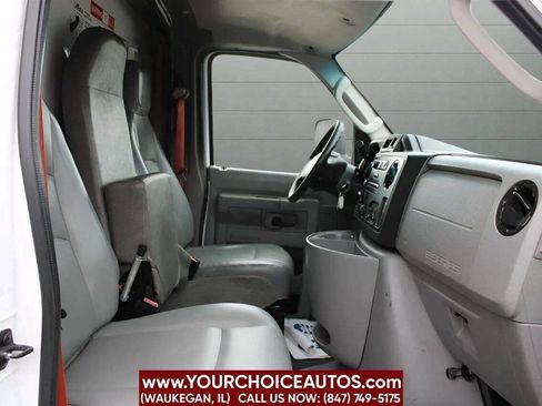 Used 2014 Ford E-350 and Econoline 350 Super Duty image 24