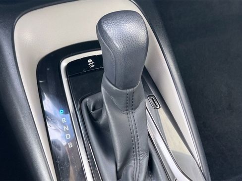 Certified 2022 Toyota Corolla LE w/ Carpet Mat Package (TMS) image 22