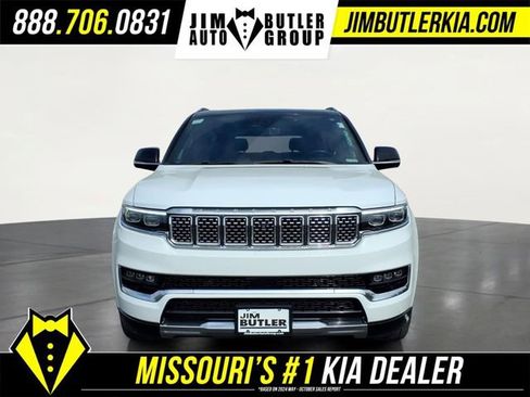 Used 2023 Jeep Grand Wagoneer Series II AWD/4WD image 32