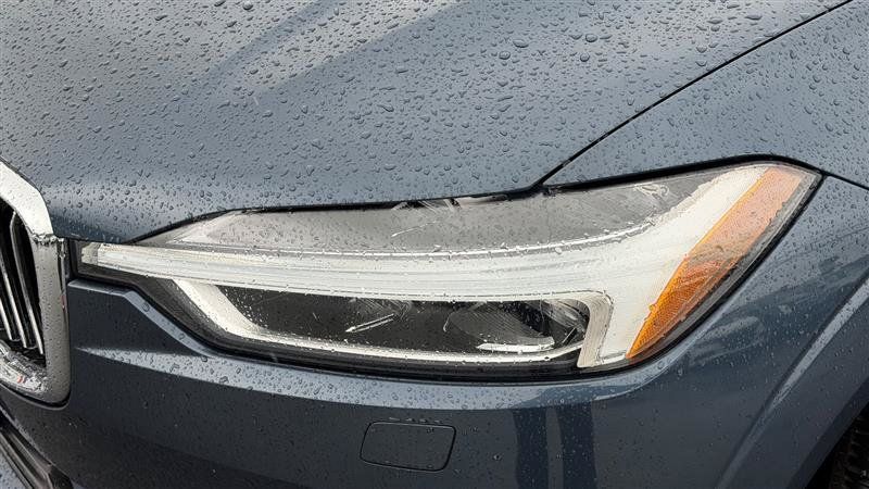 Used 2019 Volvo XC60 T6 Inscription w/ Protection Package AWD/4WD image 12