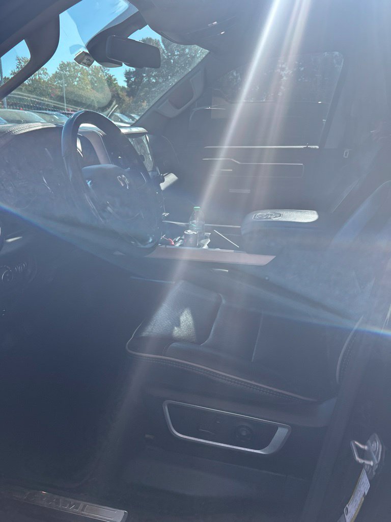 Used 2020 RAM 1500 Laramie AWD/4WD image 8