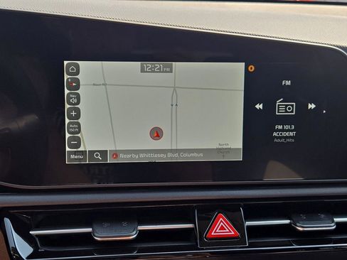 New 2025 Kia Niro SX image 26