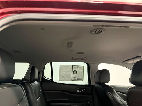 Used 2018 GMC Acadia SLT AWD/4WD image 68