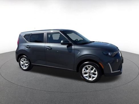 Used 2024 Kia Soul LX w/ Option Group 015 image 2