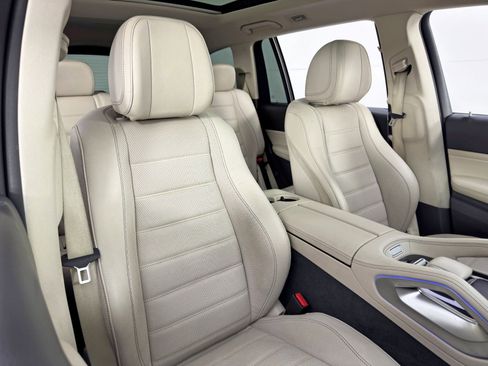 Used 2020 Mercedes-Benz GLS 580 4MATIC image 47