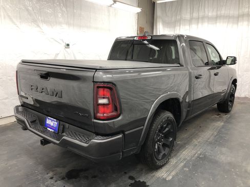 Certified 2025 RAM 1500 Big Horn AWD/4WD image 5