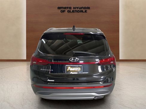Used 2023 Hyundai Santa Fe SE image 4