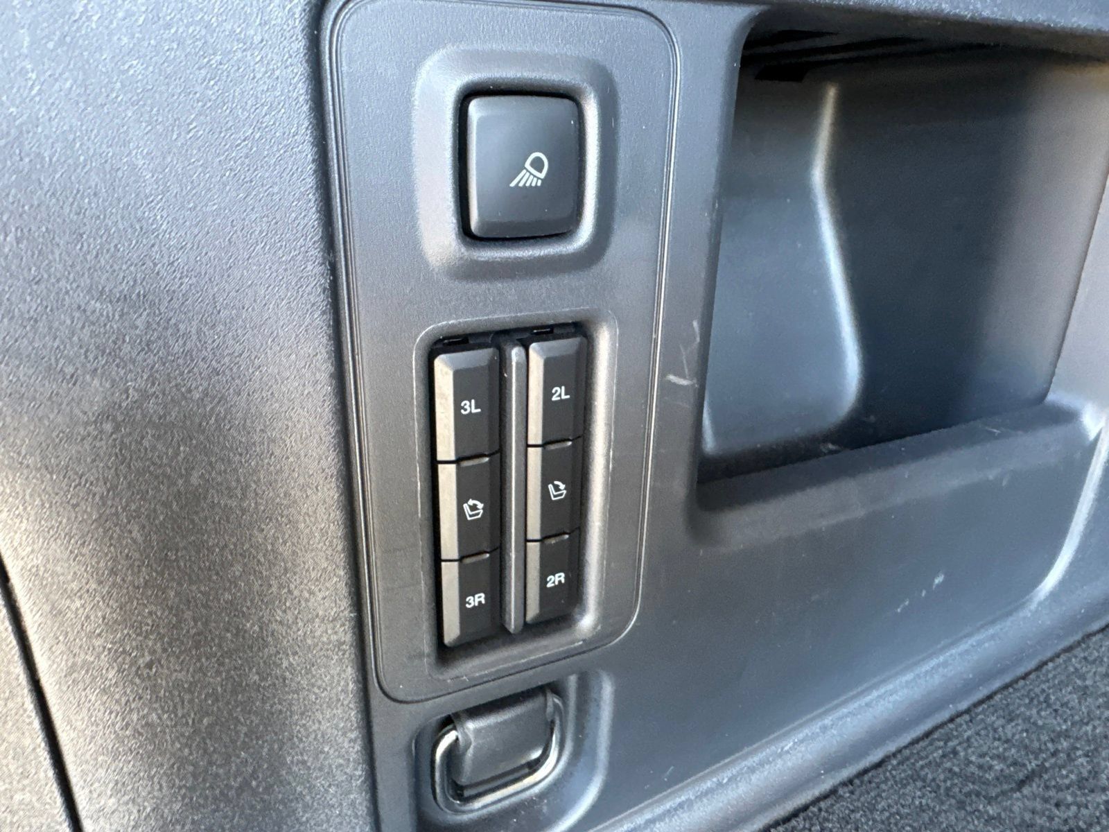 Used 2025 Ford Expedition Active AWD/4WD image 43