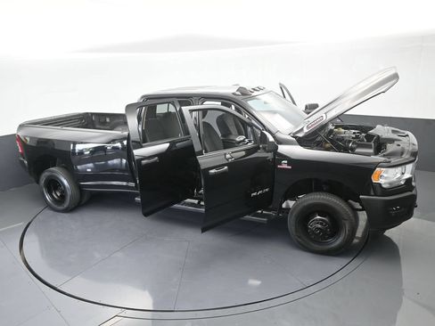 Used 2019 RAM 3500 Tradesman RWD image 73
