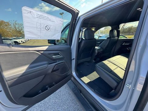 New 2026 Chevrolet Silverado EV LT w/ Plus Package image 18