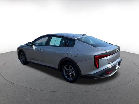 Used 2025 Kia K4 FWD image 10