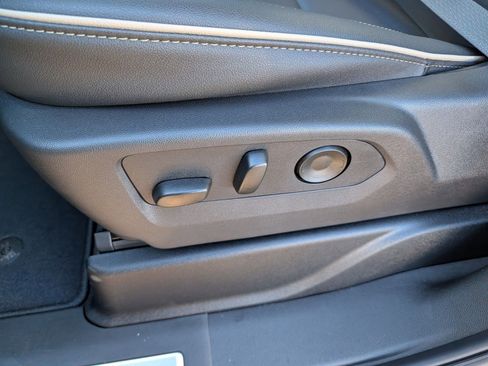 New 2026 GMC Yukon Elevation image 23