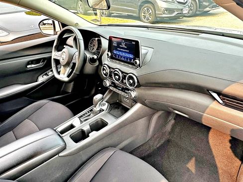 Used 2023 Nissan Sentra SV w/ All-Weather Package FWD image 10