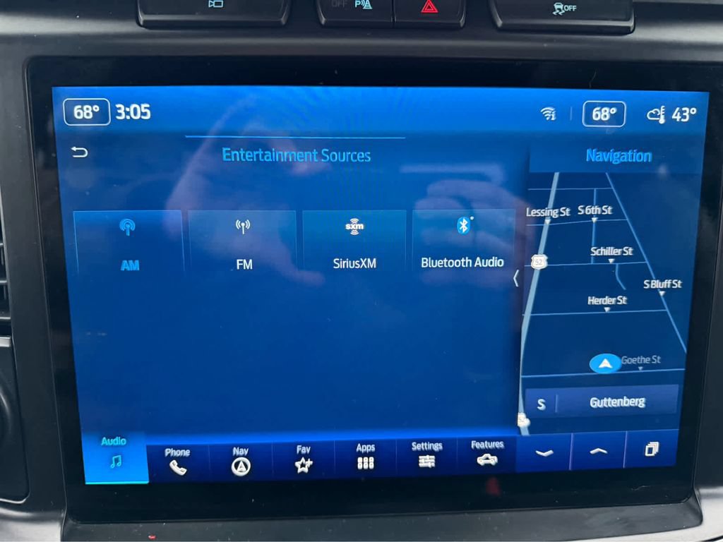 Used 2023 Ford F150 Lariat w/ Equipment Group 502A High AWD/4WD image 31