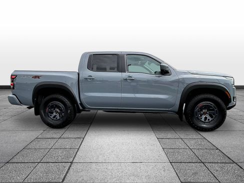 Certified 2025 Nissan Frontier PRO-4X w/ Pro Premium Package AWD/4WD image 4