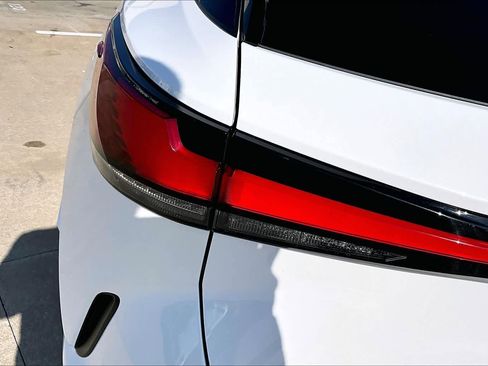 Used 2024 Lexus RX 500h F Sport image 28