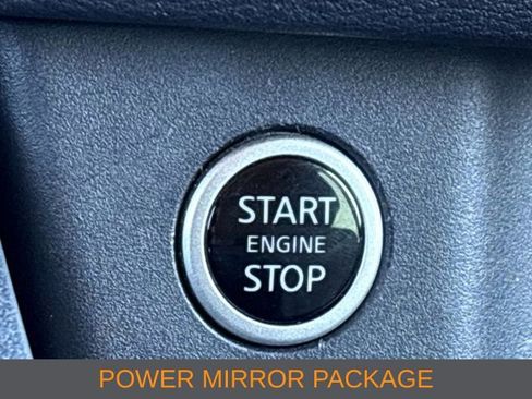 Used 2023 Nissan Rogue SV FWD image 7