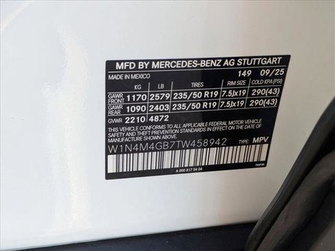 Used 2026 Mercedes-Benz GLB 250 image 17