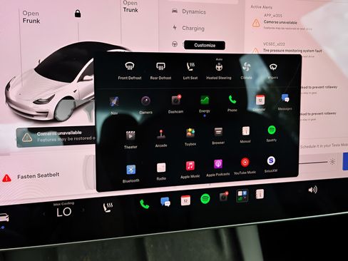 Used 2022 Tesla Model 3 Long Range AWD/4WD image 9