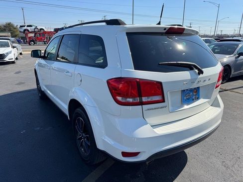 Used 2018 Dodge Journey SXT w/ Blacktop Package image 5