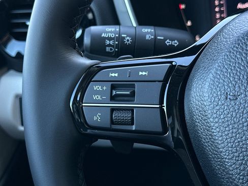 New 2026 Honda Pilot Touring image 17