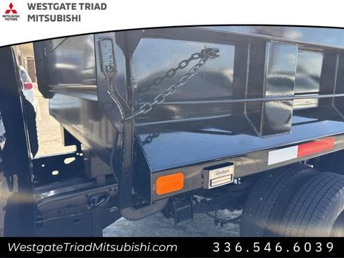 Used 2023 RAM 3500 Tradesman w/ Chrome Appearance Group AWD/4WD image 8