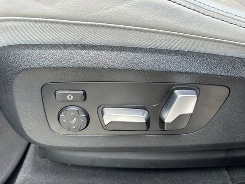Used 2024 BMW X5 sDrive40i w/ Parking Assistance Package RWD image 17