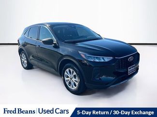 Used 2024 Ford Escape Active video 1