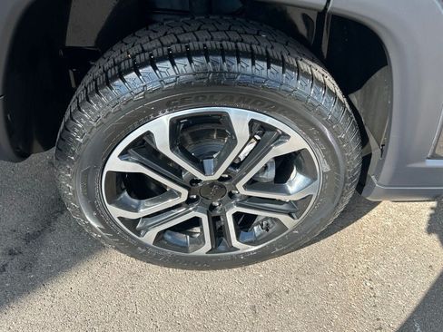 Used 2022 Jeep Compass Limited w/ Sun and Sound Group AWD/4WD image 35