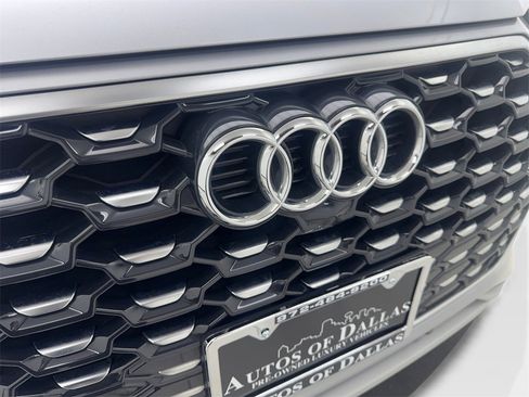 Used 2022 Audi Q5 2.0T Premium w/ Convenience Package image 26
