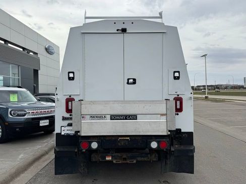 Used 2021 Ford F450 XL w/ Power Equipment Group image 37