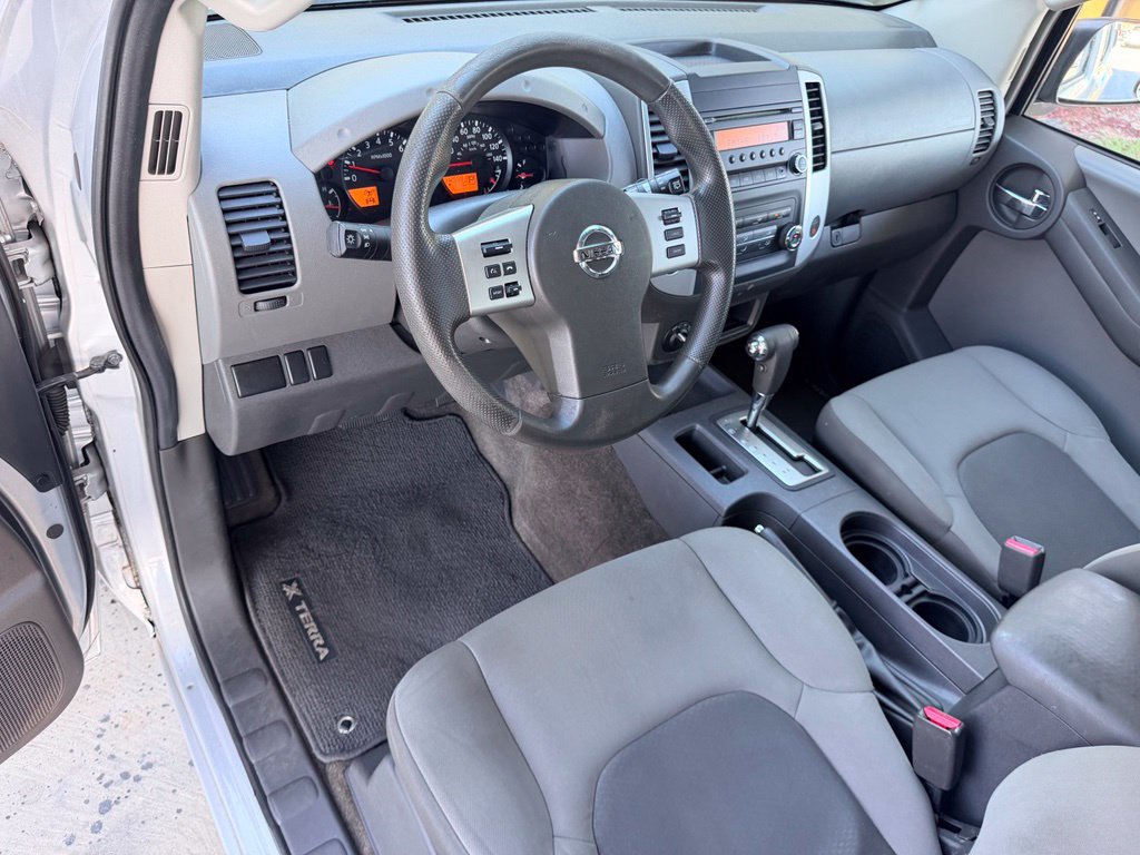 Used 2014 Nissan Xterra X AWD/4WD image 12